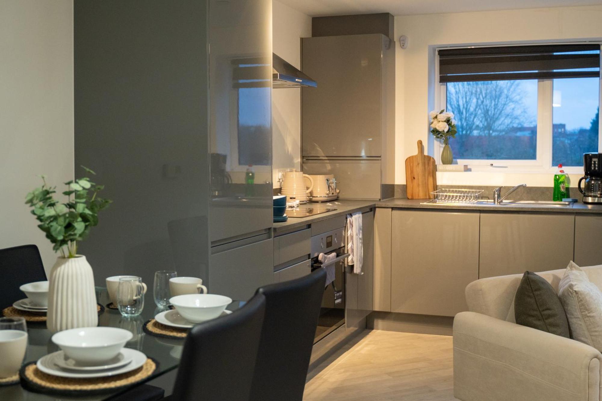Glory Homes- Centre , Sleeps 7 With Parking & Wifi Апартаменты Бирмингем