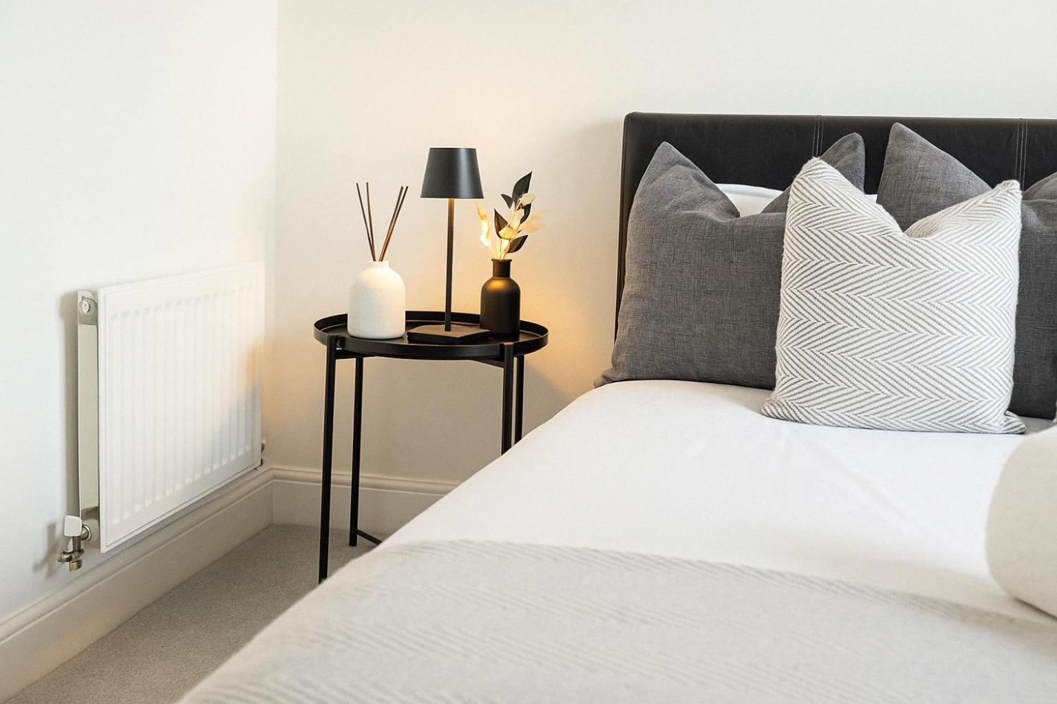 Glory Homes- Centre , Sleeps 7 With Parking & Wifi Апартаменты Бирмингем